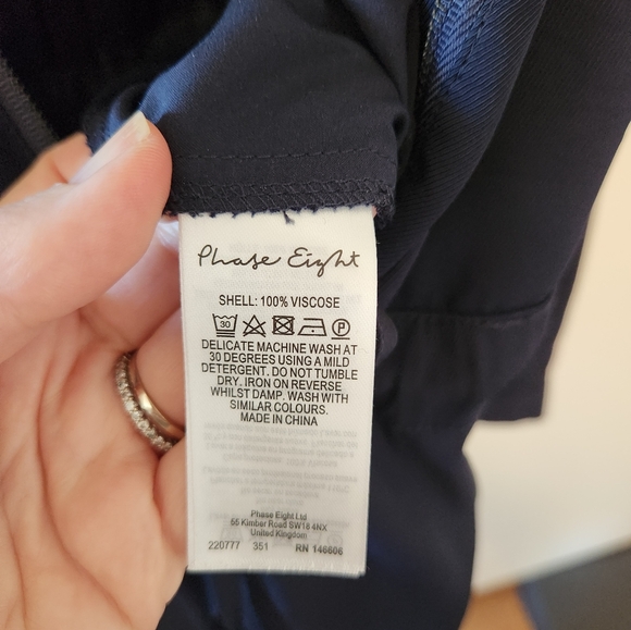 Navy jumpsuit size 12/ Large - Picture 4 of 6